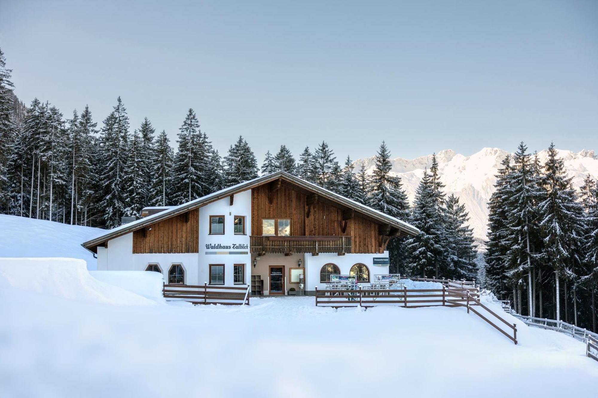 Waldhaus Talblick Inn *